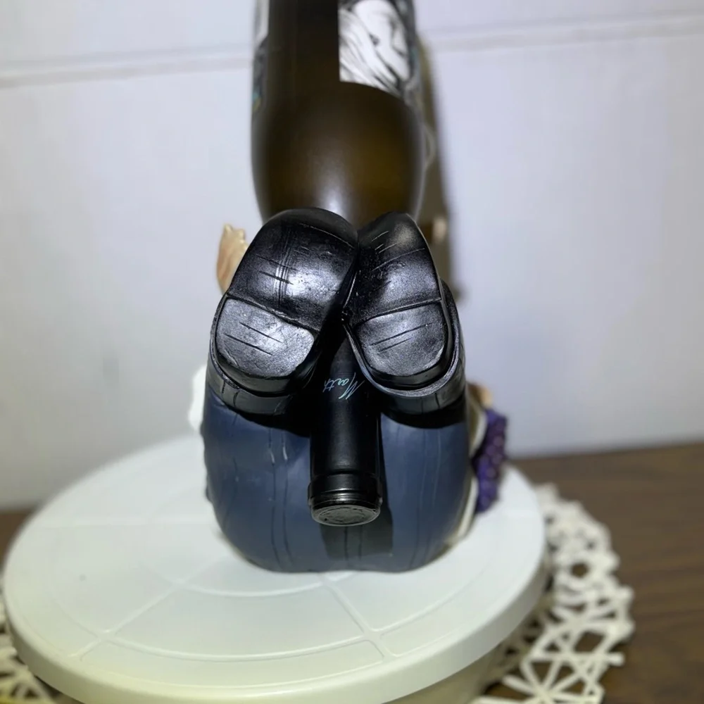 Chef Wine Holder with Grapes